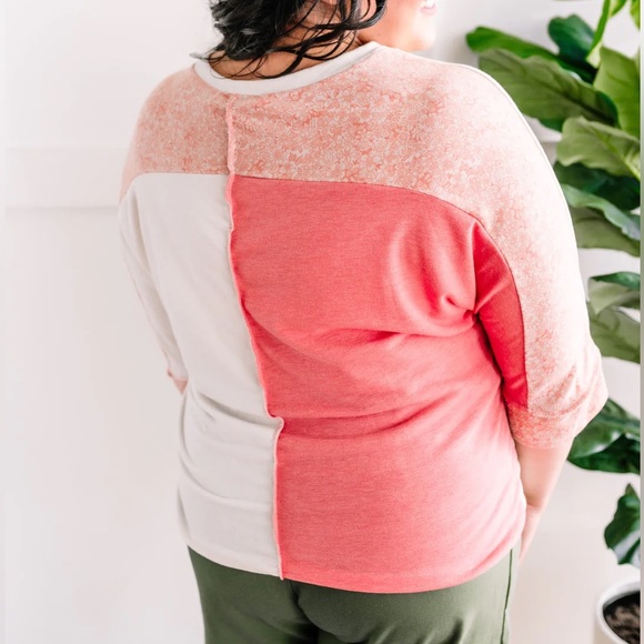 NWOT Haptics Raglan 3/4 sleeve Coral Patchwork shirt/top, size Large - Picture 7 of 7